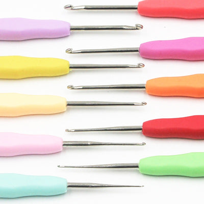 Set De 18 Crochet Con Mango De Silicona Ergonomico 0.5 A 8mm