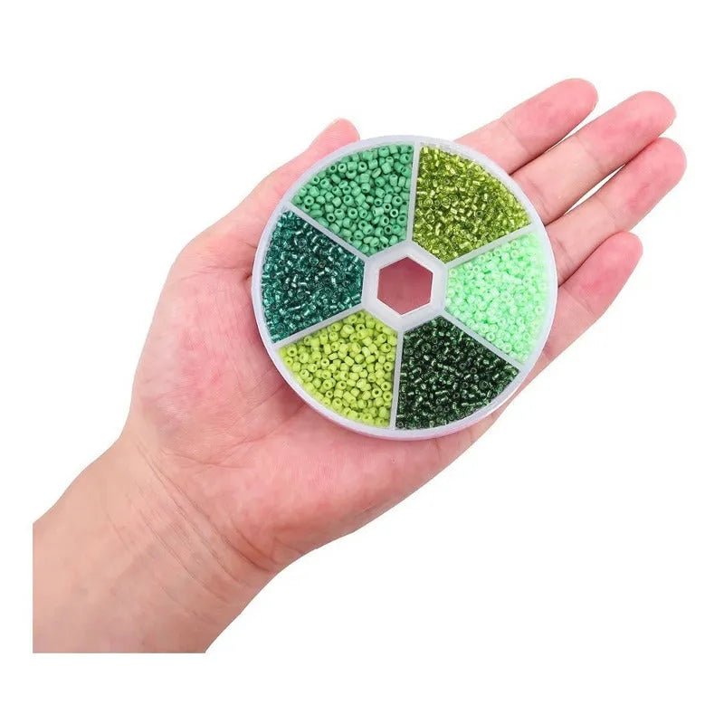 Caja De Mostacillas Pulseras Colores Incluye Cajita Plástica - Baúl de Ayün