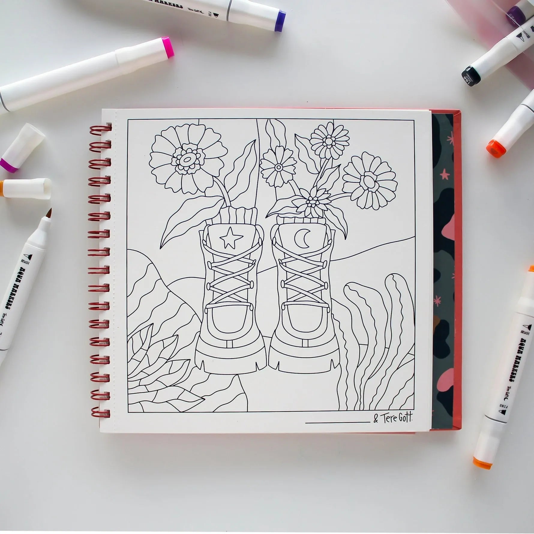 Libro para colorear EXPLORA NEW EDITION de Tere Gott - Baúl de Ayün