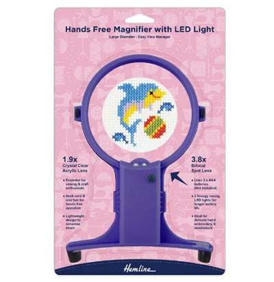 Lupa para colgar en cuello con luz - Hemline - Baúl de Ayün