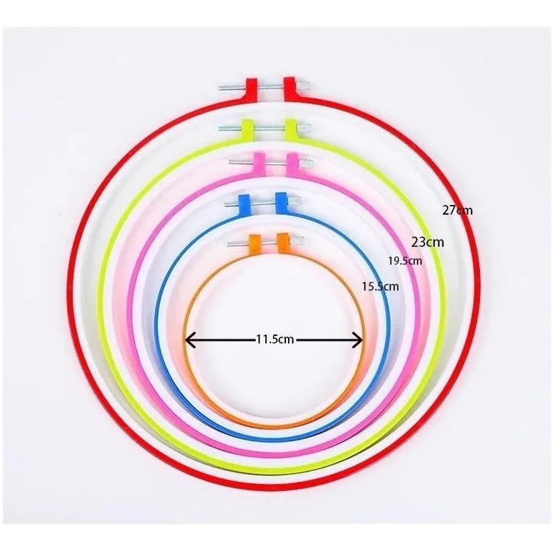 Set Bordado 50 Hilos, Telas, Agujas, Bastidores Y Mas - Baúl de Ayün