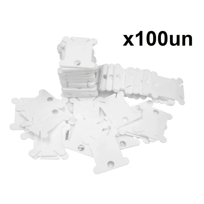 Set de 100 Bobinas De Plástico para hilo de bordar - Baúl de Ayün