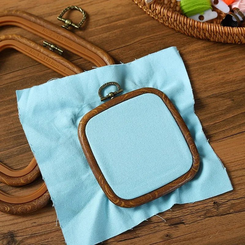 Set De 3 Bastidores Cuadrados De Bordado Imitación Madera - Baúl de Ayün