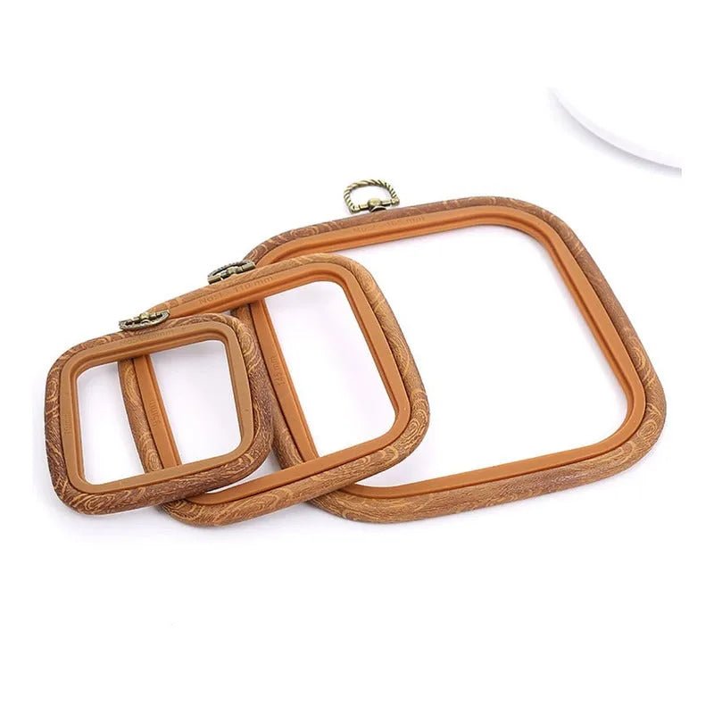 Set De 3 Bastidores Cuadrados De Bordado Imitación Madera - Baúl de Ayün