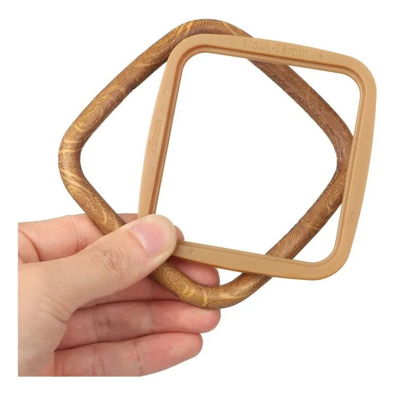 Set De 3 Bastidores Cuadrados De Bordado Imitación Madera - Baúl de Ayün