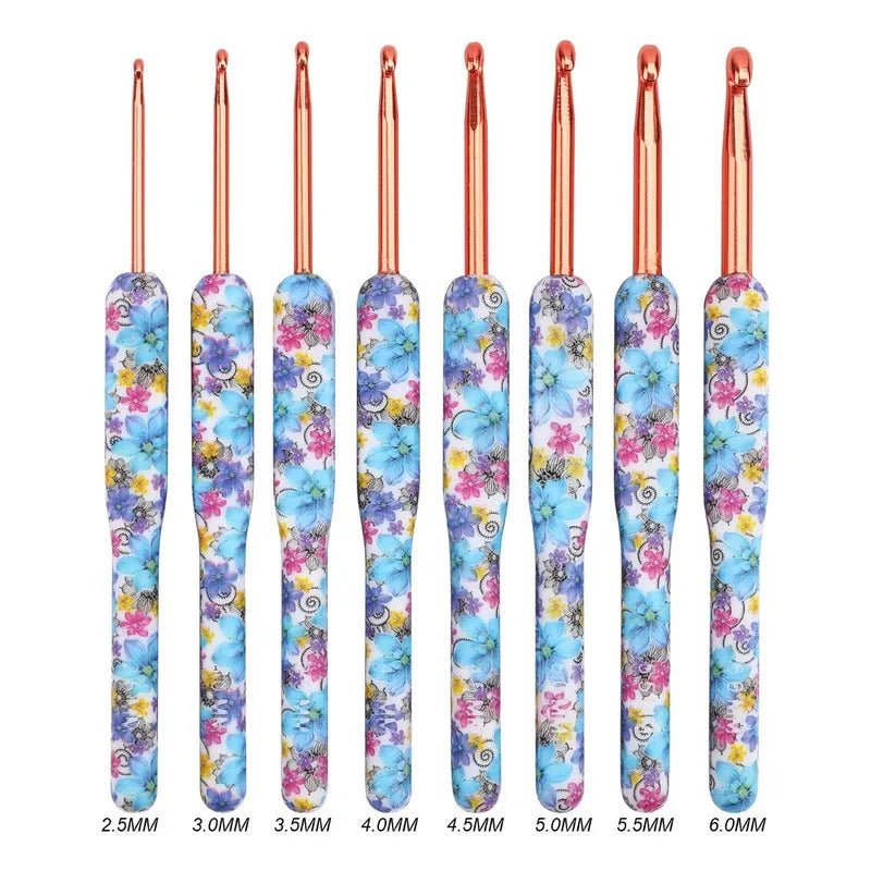 Set De 8 Crochet Mango Con Diseño De Flores 2.5 A 6mm - Baúl de Ayün