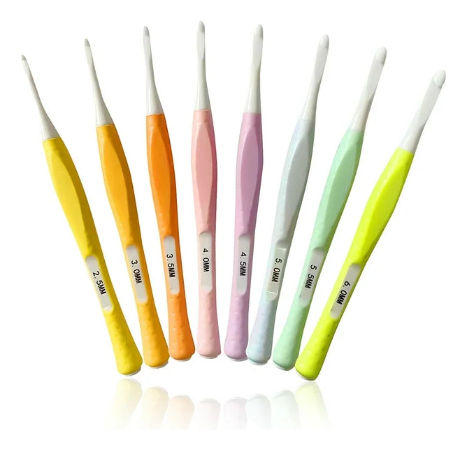 8 Crochet Con Mango De Silicona Ergonomico 2.5 A 6mm