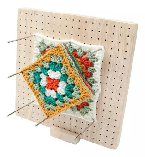 Bloqueador de crochet – tabla con varillas metálicas