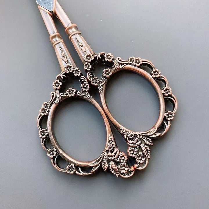 Tijeras De Precisión Costuras Tejido 12cm - Baúl de Ayün